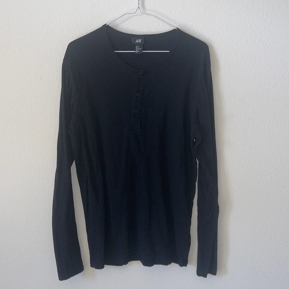 Medium ‘H&M’ Long Sleeve Tee